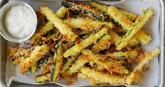 Zucchine al forno croccanti: Una ricetta light con sole 130 Kcal!