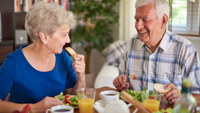 La dieta mediterranea migliora la memoria e riduce le infiammazioni negli anziani