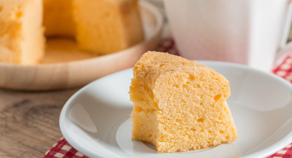 La Chiffon cake all’arancia, un dolce sofficissimo che vi stupirà. Ha solo 180 calorie!