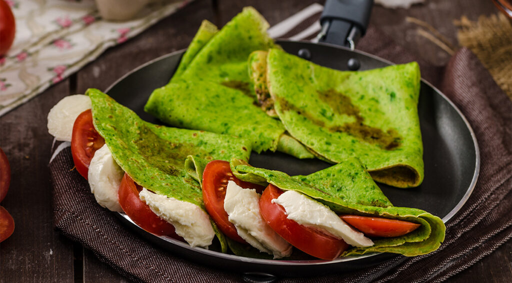 Le crepes agli spinaci light per una cena leggera e gustosa. Solo 80 Kcal!