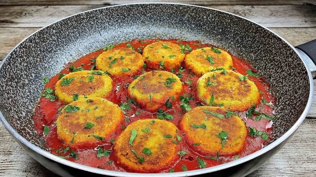 Polpette di ceci al pomodoro, così sono ancora più saporite e buone!