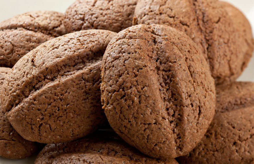 Biscotti al caffè: dopo il primo assaggio ne mangerete un altro e ancora un altro. Solo 60 Kcal!