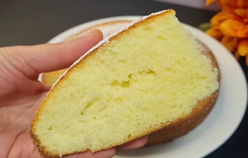 Con questo impasto guarda faccio! Una torta così alta e soffice non l’avevo mai fatta | Solo 180 Kcal!