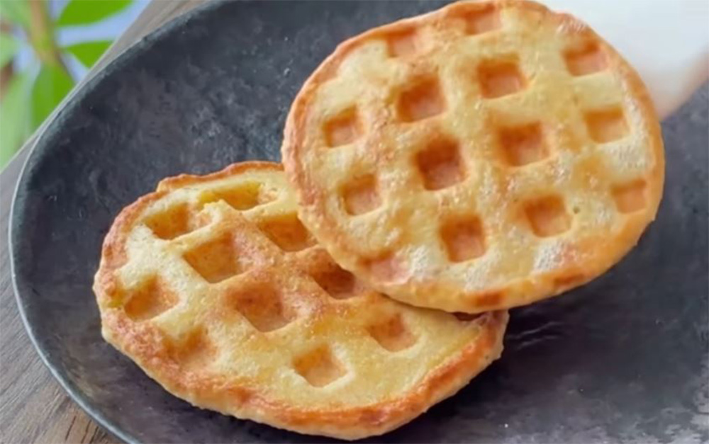 Guarda cosa ho preparato con dell’avena e un uovo: la colazione non è mai stata così buona!