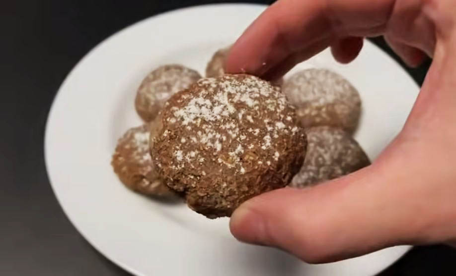 Questi biscotti mantengono bassa la glicemia, sono golosissimi e li preparo velocemente così!