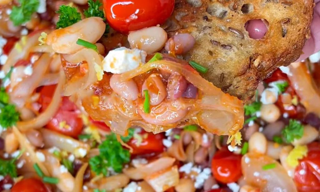 Saporiti e salutari, i fagioli li mangio solo se li cucino così: il pranzo di appena 360 calorie!