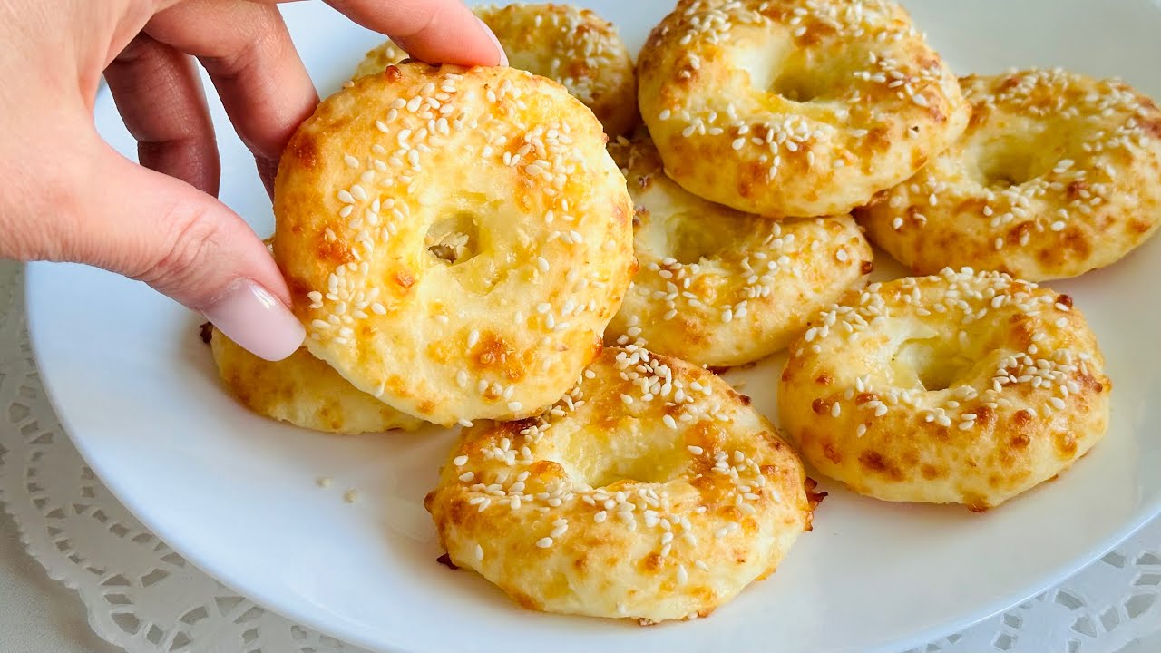 Ciambelle salate alla ricotta