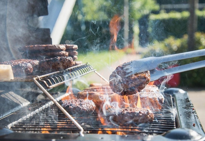 Maxi sequestro carbonella per barbecue tossica