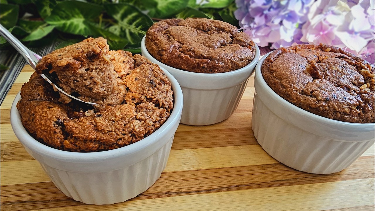 Muffin di avena, yogurt e cacao