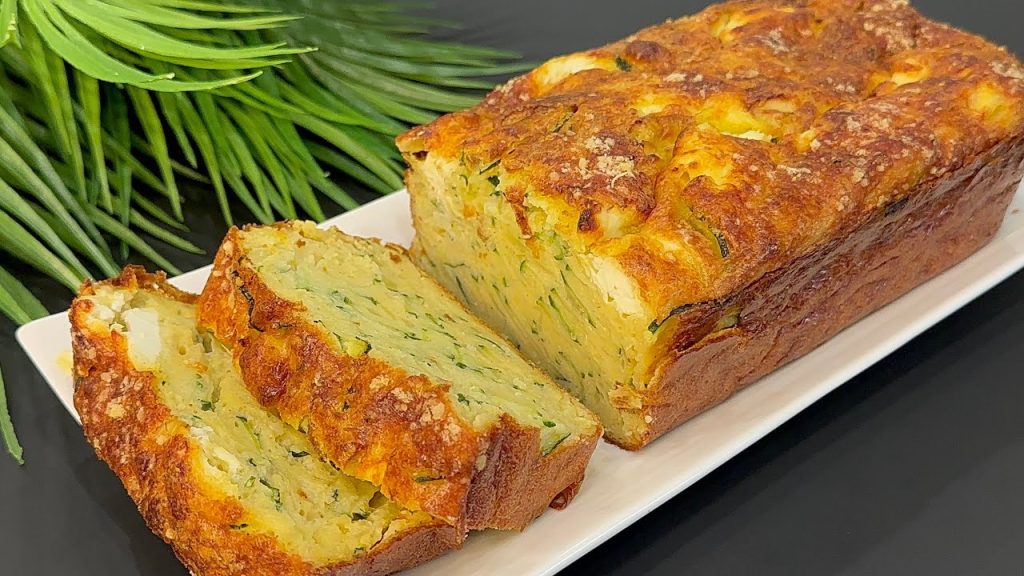 Questo plumcake di zucchine è venuto saporitissimo, lo hanno mangiato anche i bambini | Solo 250 Kcal!