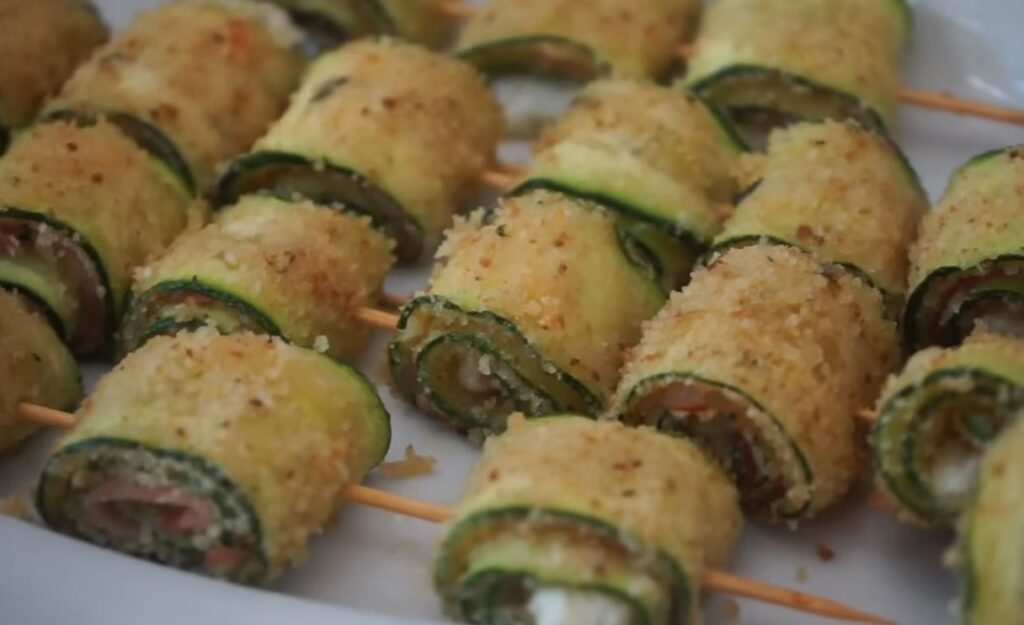 Ho fatto un figurone con questi spiedini di zucchine, ora mi copiano tutti la ricetta | Solo 190 Kcal!