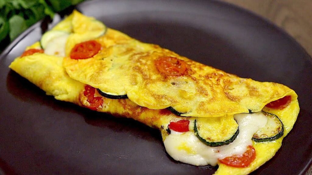 Avevo pochissimo tempo per cucinare, così ho preparato questa gustosissima omelette in 25 minuti | Solo 380 Kcal!