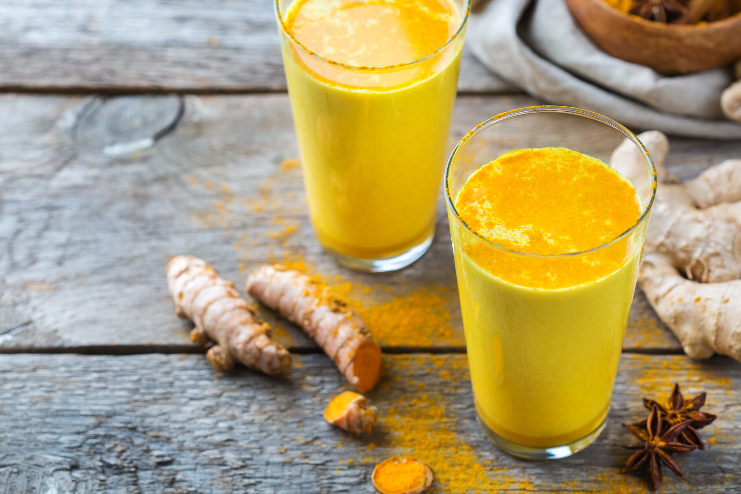 Latte e curcuma