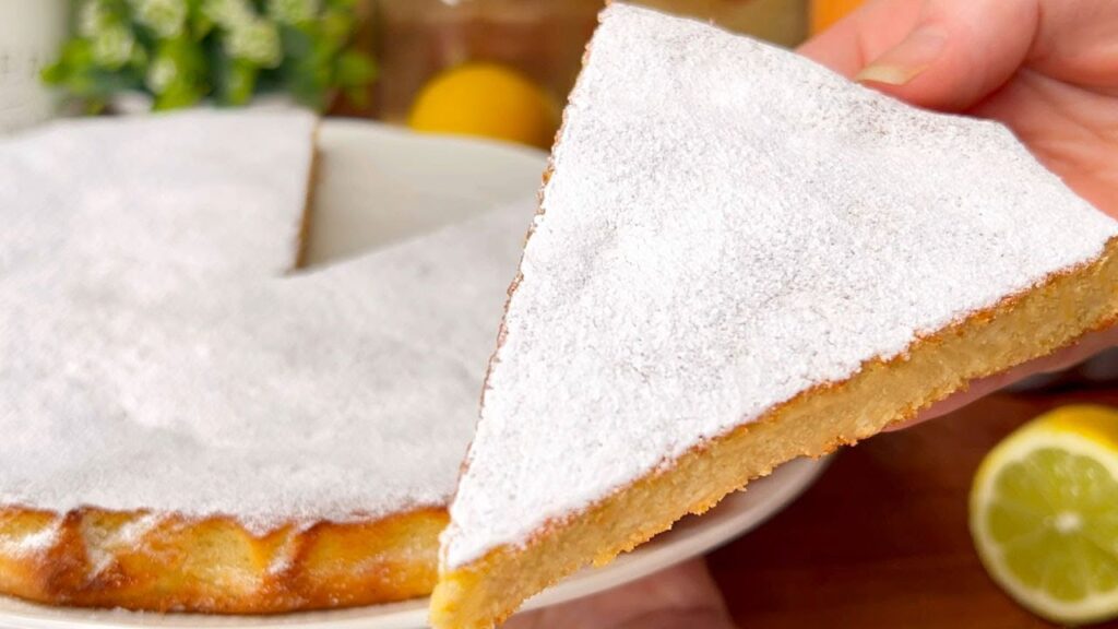 Torta delle monache, l’antica ricetta che non passa mai di moda: a casa mia saltano dalla gioia quando la vedono in tavola!